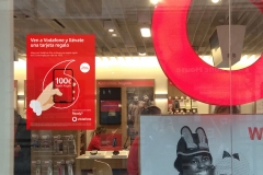 Vodafone_Cartel_tienda